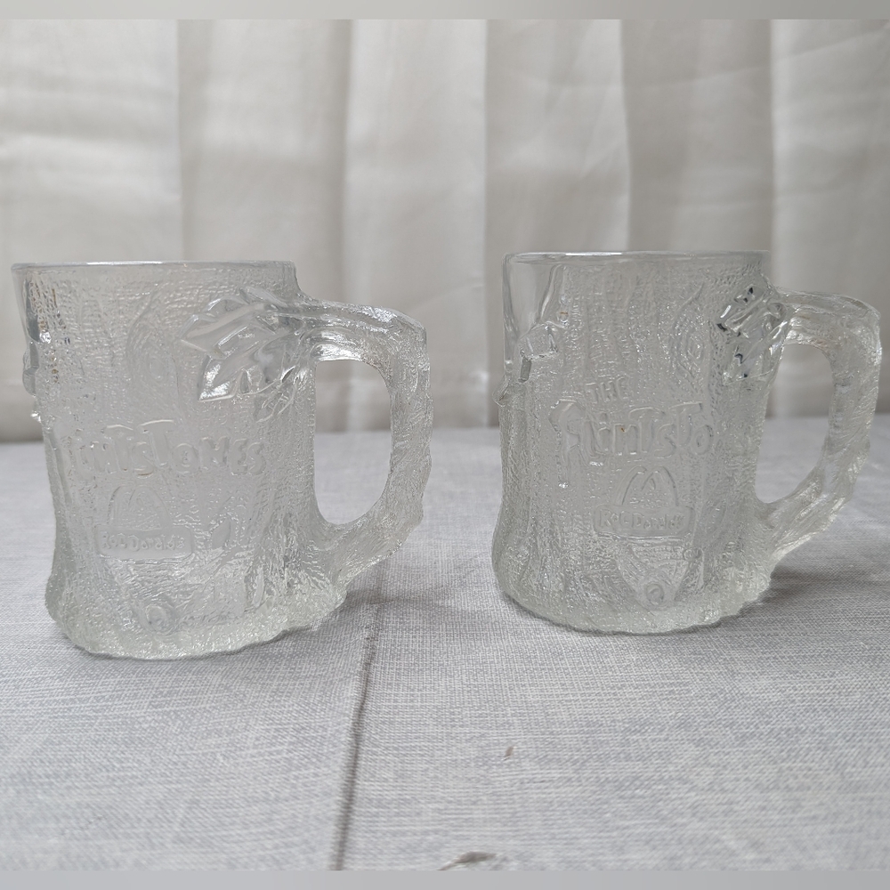 Vintage 1993 McDonalds Flintstones Treemendous Glass Mugs RocDonalds Lot Of 2